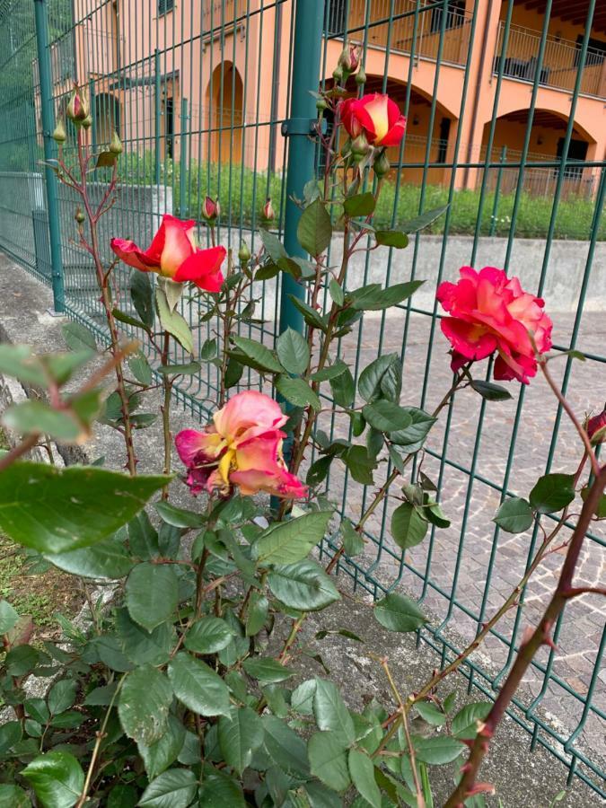 Apartamento Casa Giardino fiorito San Siro  Exterior foto